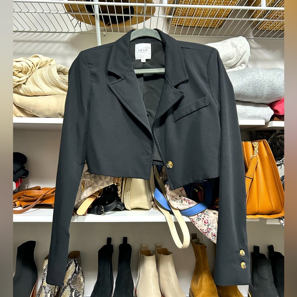 Women’s Lelis Cropped Black Blazer